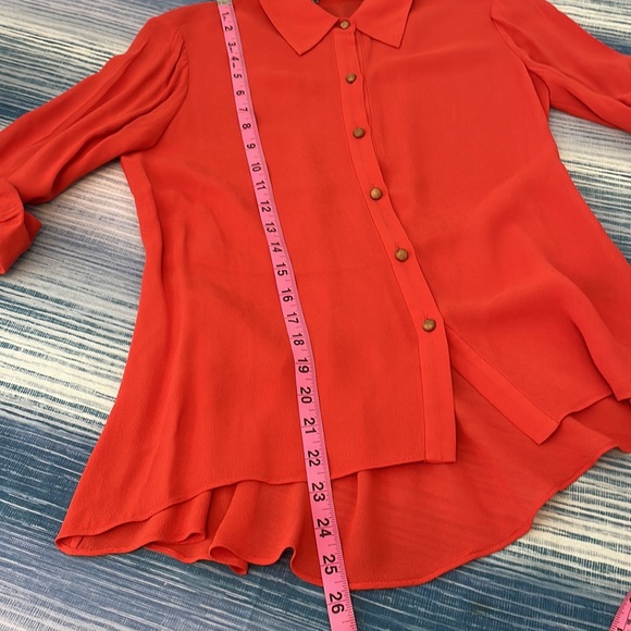 Alice & Olivia burnt orange rayon crepe blouse size XS - Picture 9 of 13